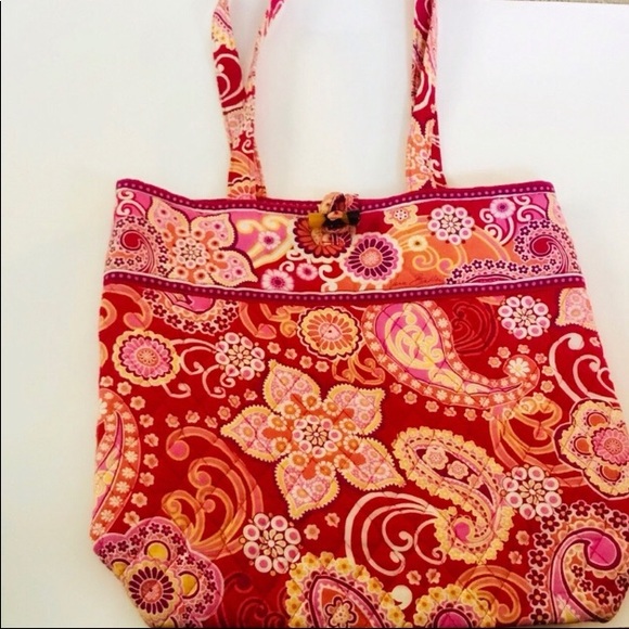 Vera Bradley Handbags - Vera Bradley Rasberry Fizz Toggle Tote